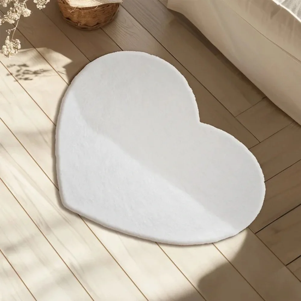 Mon Chateau Faux Fur Shaped Rug
